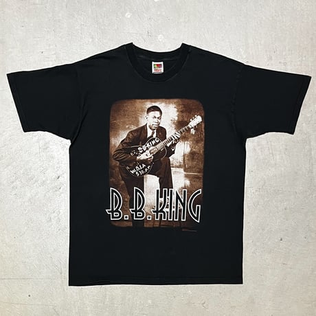 1990's FRUIT OF THE LOOM Printed Tee