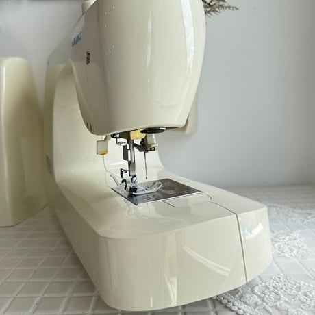 中古家庭用ミシン　JUKI HZL-39 美品