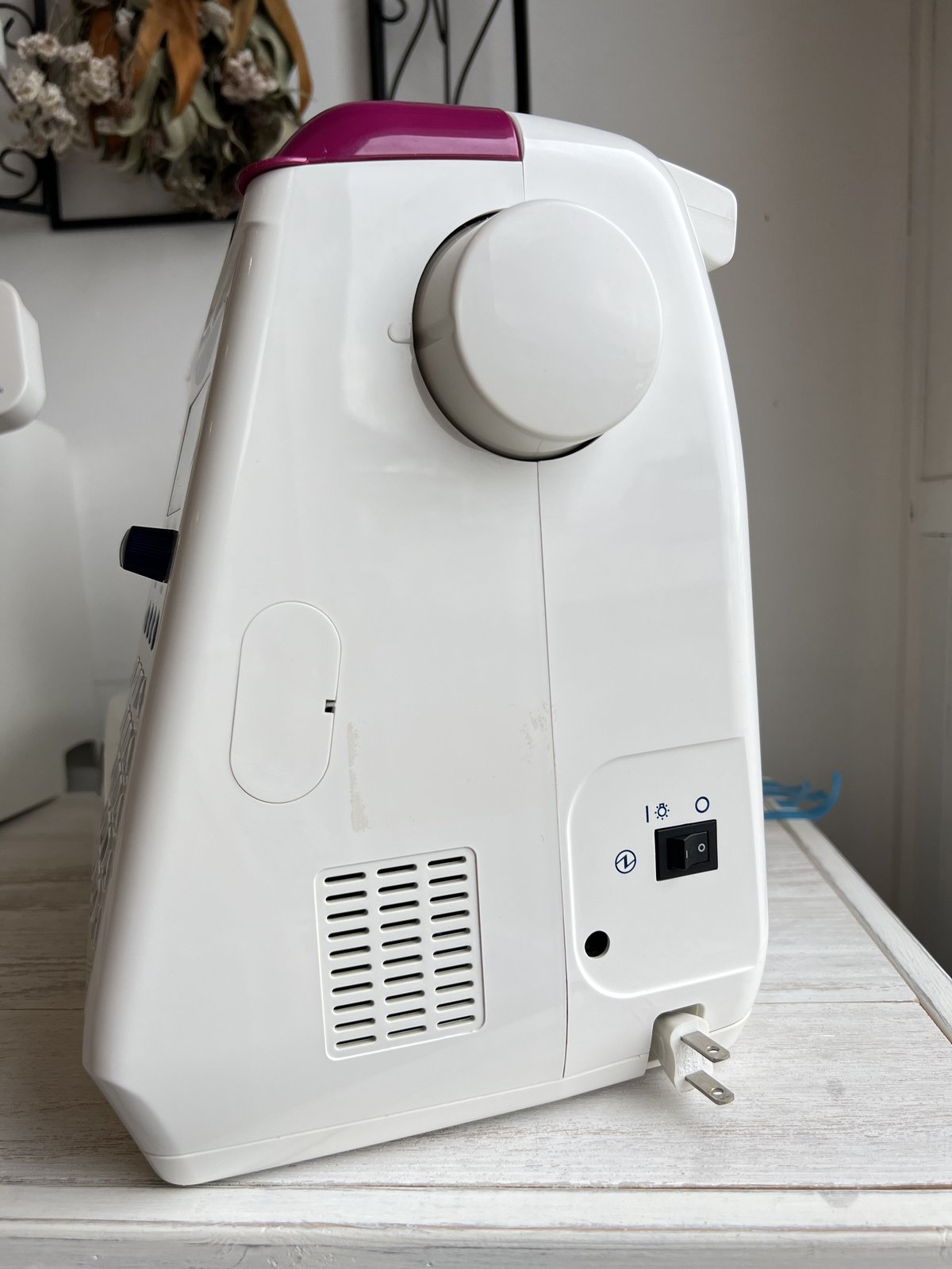 中古ミシンJUKI HZL・FQ65 現行機種 人気の文字刺繍機能付き！使用年数  