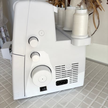中古ミシン　JUKI MO80CB 2本針4本糸ロックミシン　美品　整備済み