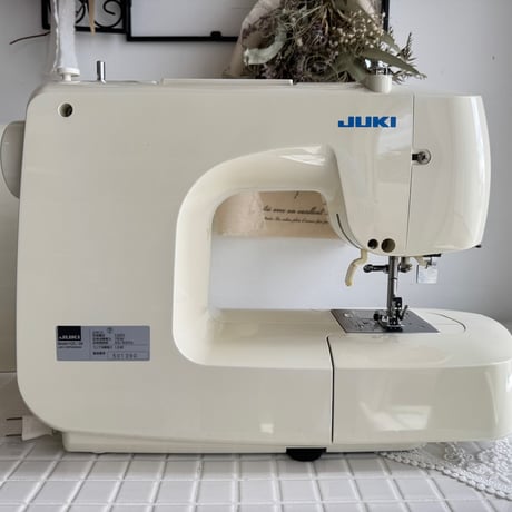 中古家庭用ミシン　JUKI HZL-39 美品