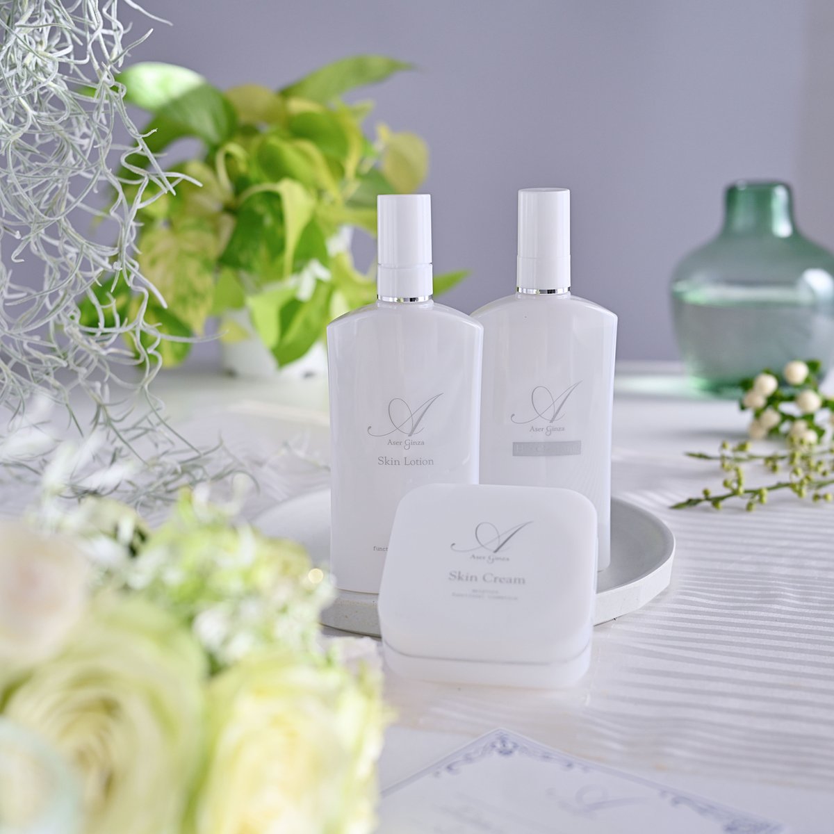 THE GINZAスキンケア3点スペシャルセット ✖️2 ザ・ギンザ：ブランド初のホリデーコレクション 2つのスキンケア