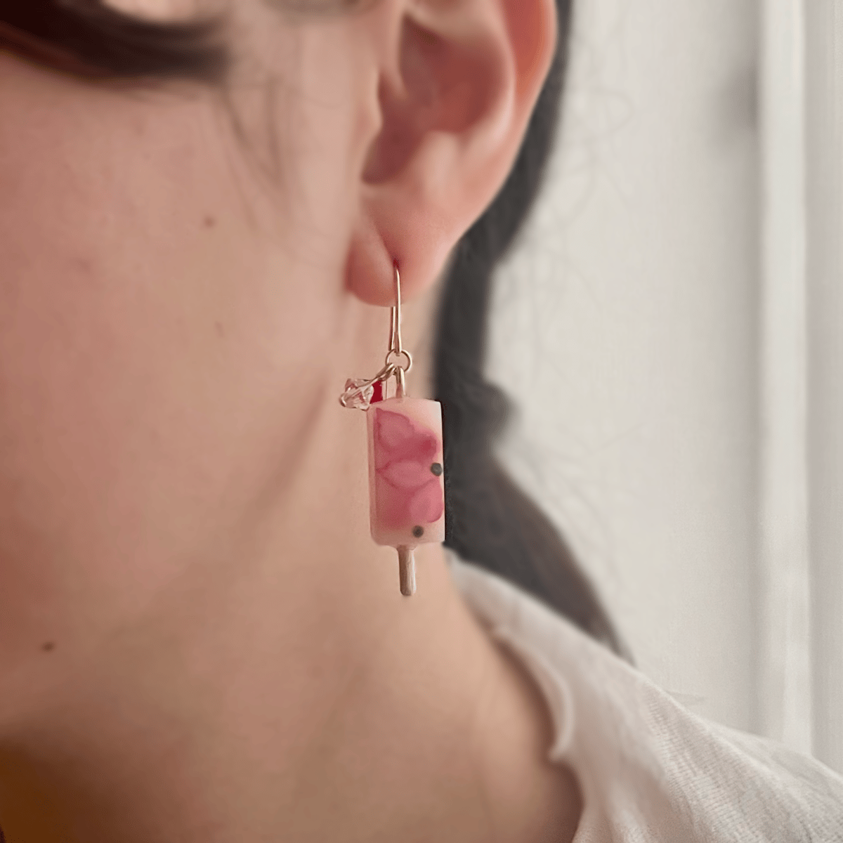 風鈴風にゃんこ♡薔薇といちごミルクキャンディー マーブル ピアス/イヤリング★ 風鈴風にゃんこ♡薔薇といちごミルクキャンディー マーブル ピアス