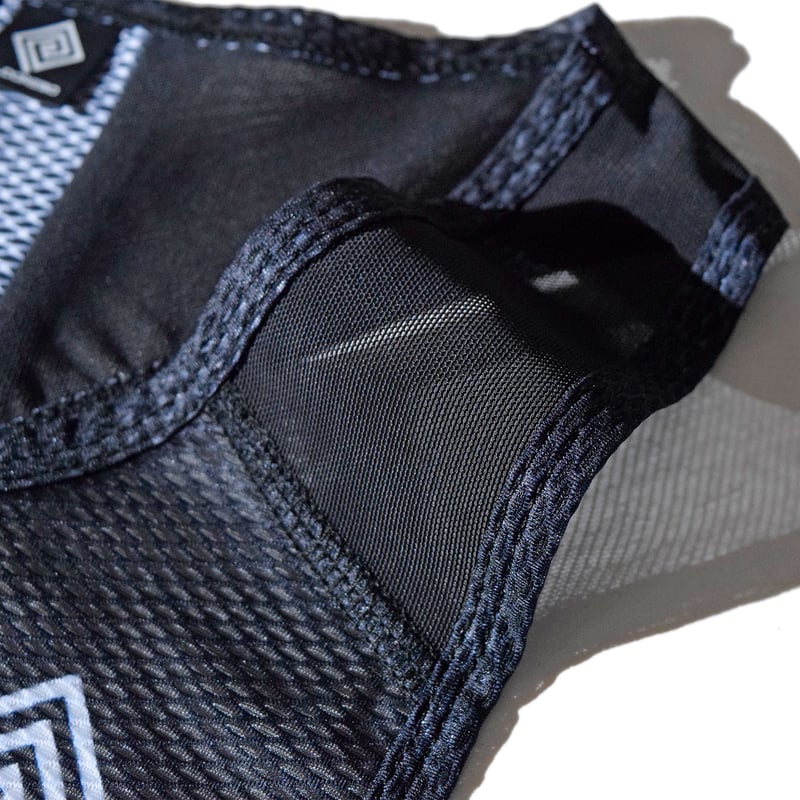 Open Your Back Tank(Black) E1227116 | ELDORESO【