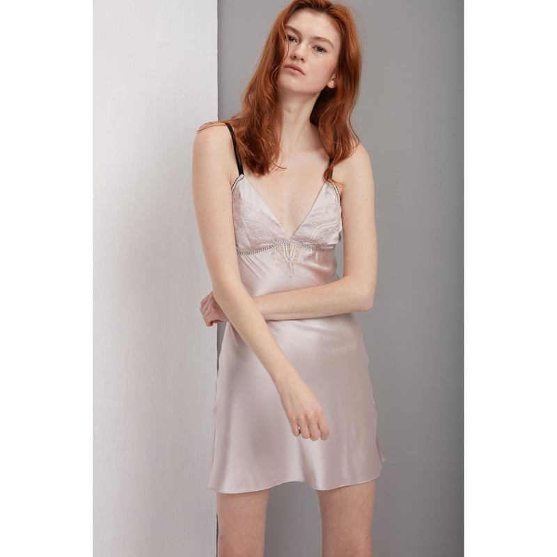 シルクスリップドレス(カップ付き)ピンク | daisyking STORE シルクスリップドレス(カップ付き)ピンク | daisyking STORE