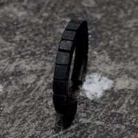 GRID LEATHER BANGLE NARROW