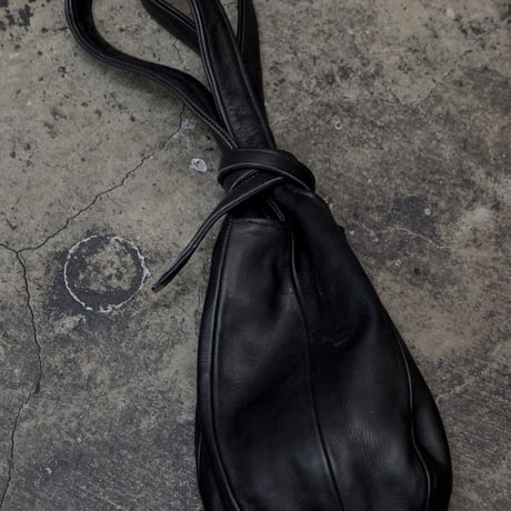 BULBOUS HANDBAG