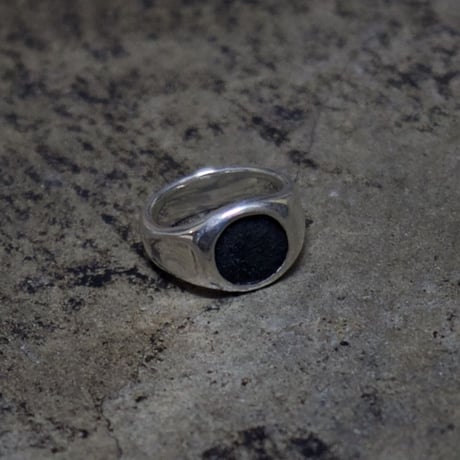 LEATHER JEWEL RING