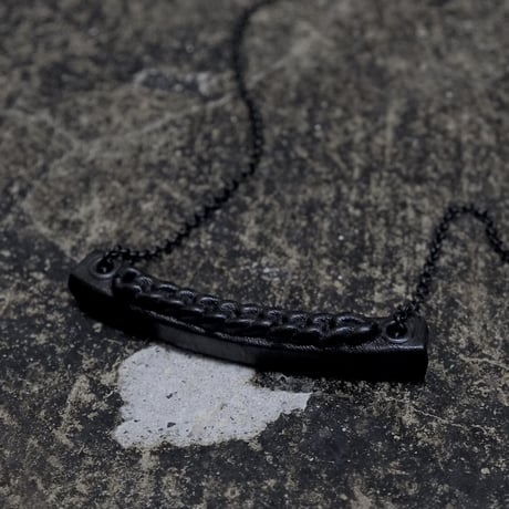 EXTRUSION NECKLACE
