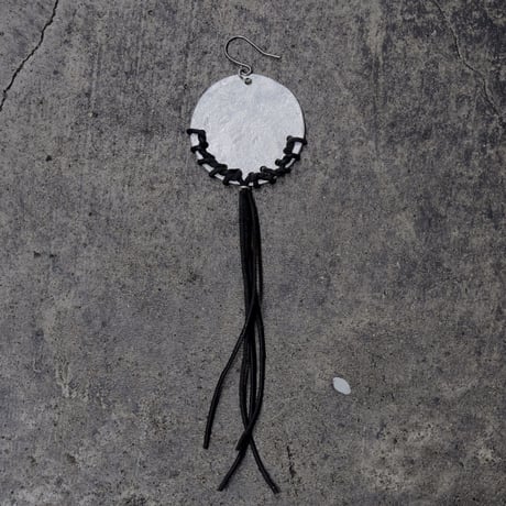 CIRCLE EARRING