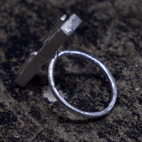 U SHAPED PIN RING SQUARE