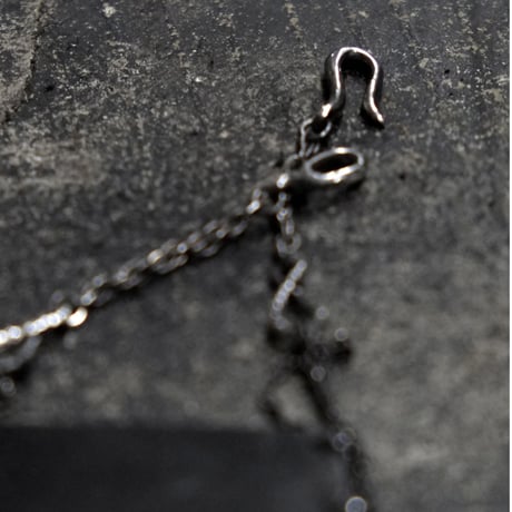 LEATHER PLATE BANGLE