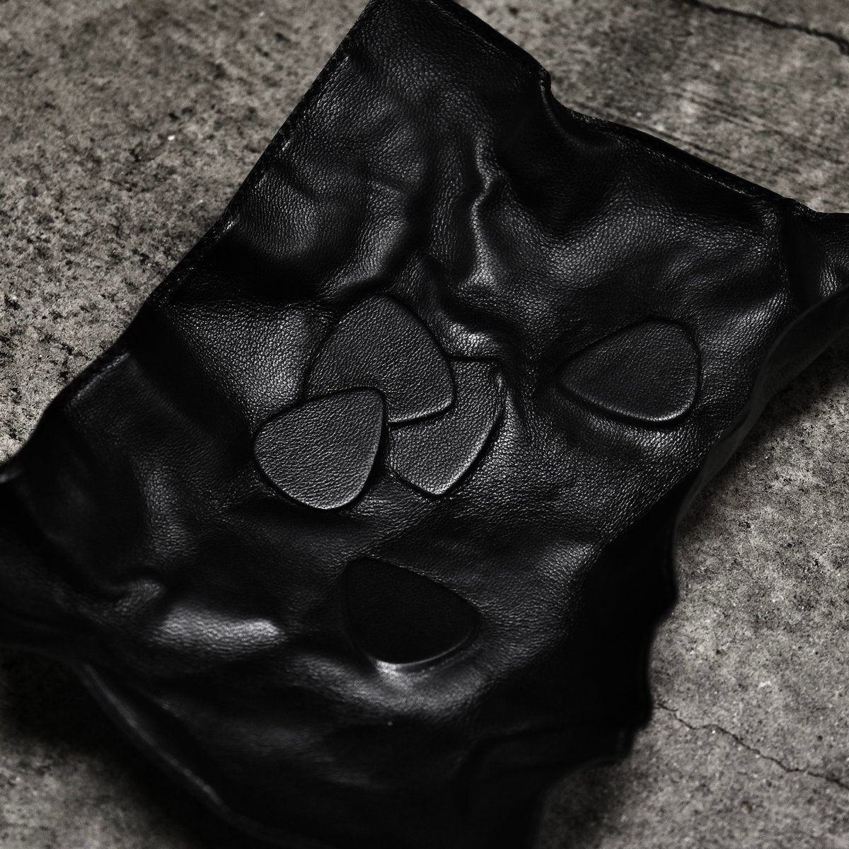 LEAD IN LEATHER TRAY / PICK | T.A.S JAPAN OFFIC