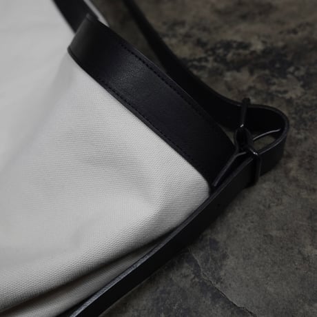 CANVAS TOTE BAG