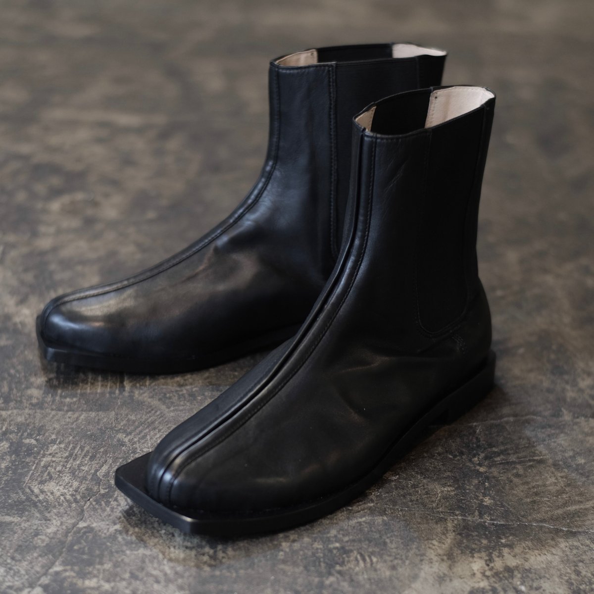 SQUARE TOE SIDE GORE BOOTS | T.A.S JAPAN OFFIC...