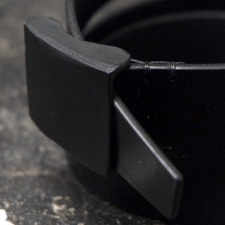 DECAYED BUCKLE BELT