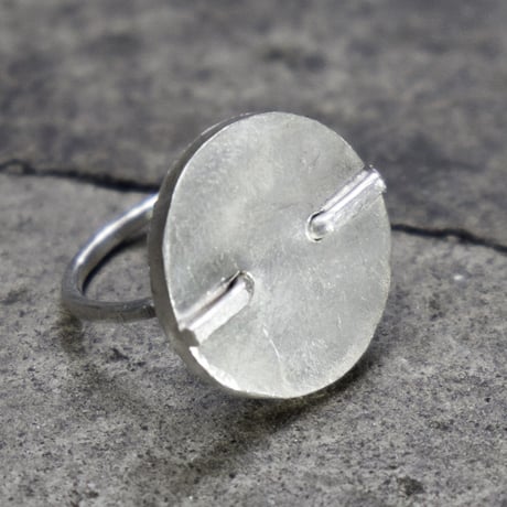 U SHAPED PIN RING ROUND