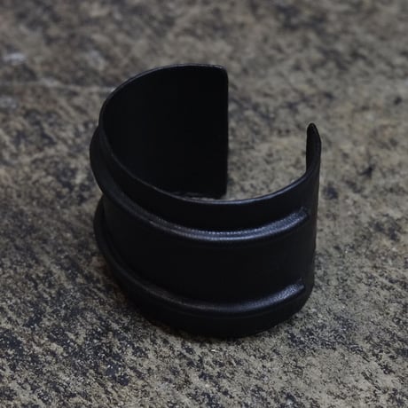 DIVISION BANGLE WIDE