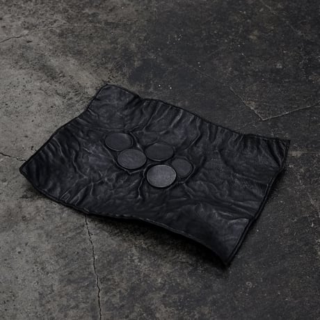 LEAD IN LEATHER TRAY / COIN