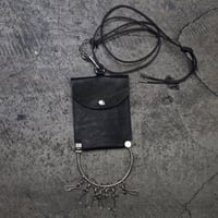 KEYRING NECK PORCH
