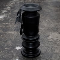 T.A.S X KAORU MOCHIZUKI a.k.a ILL CERAMICS flower base