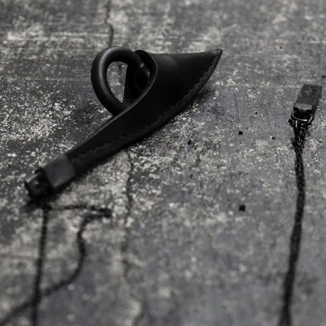SHEATH NECKLACE