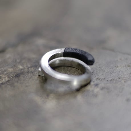 SILVER RING / SHADING