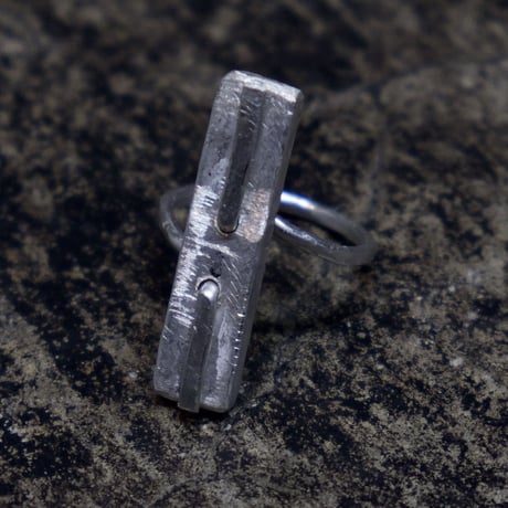 U SHAPED PIN RING SQUARE
