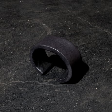 BULKY BANGLE PLANE