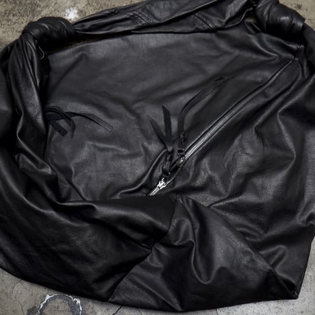 SHOULDER BAG / SMALL TRIANGLE