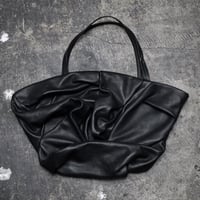 DISTORTED PAINTING BIG TOTE
