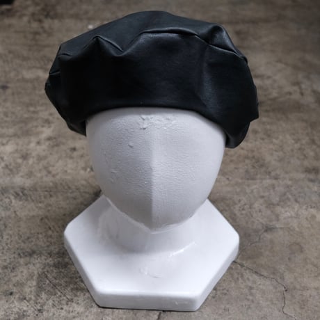 STRETCH LEATHER BERET