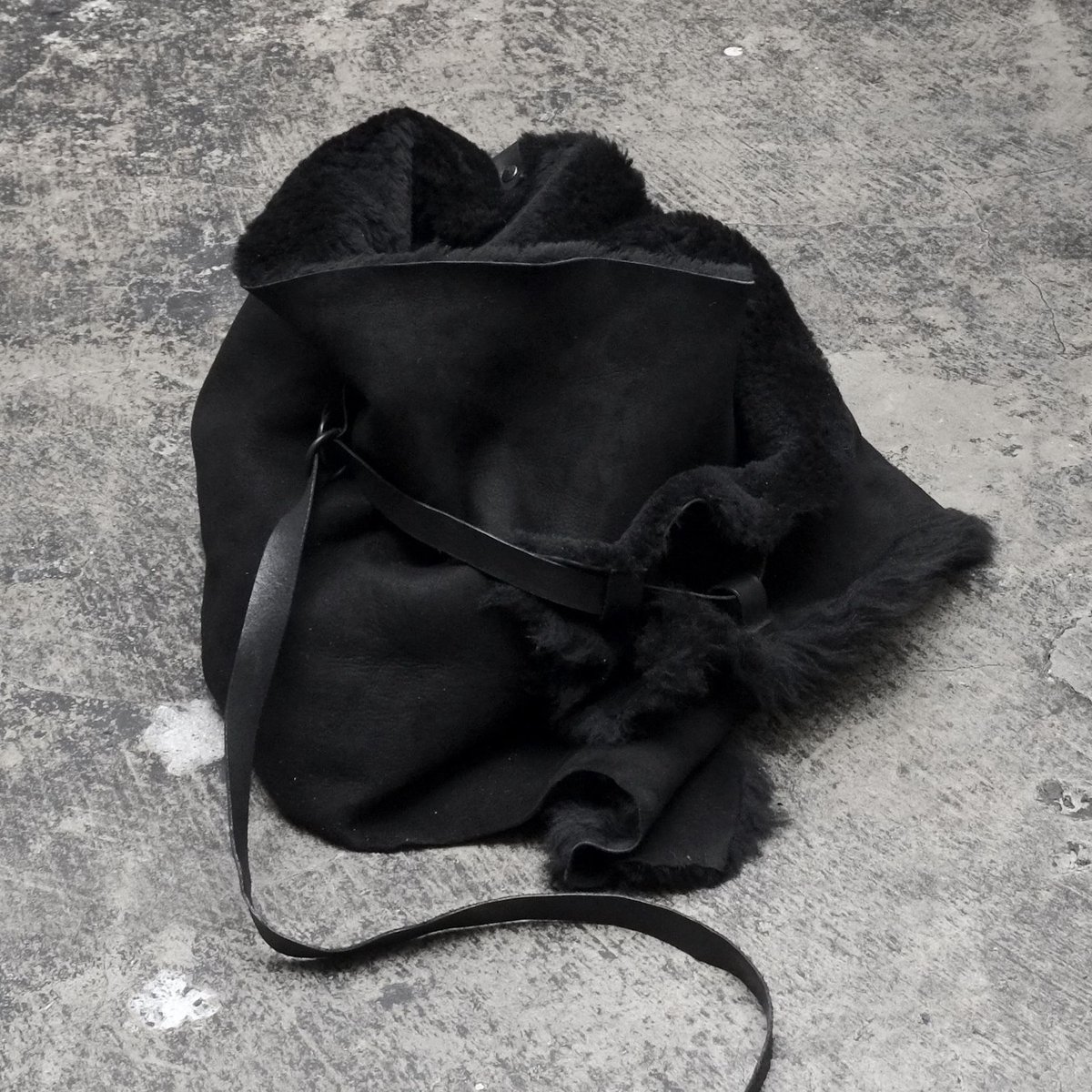 MOUTON NECK WARMER | T.A.S JAPAN OFFICIAL ONLIN
