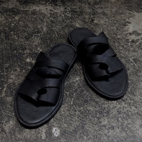INTERTWINED SANDAL