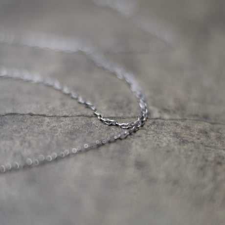 SILVER NECKLACE / SHADING
