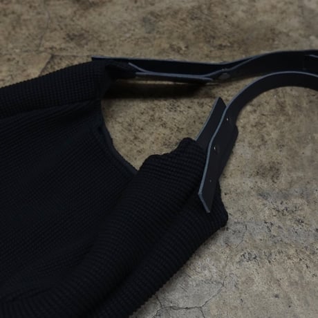 WAFFLE SHOULDER BAG