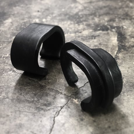 BULKY BANGLE PLANE