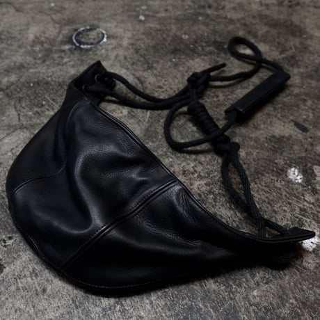 BONDAGE BAG ROUND