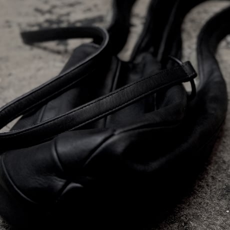BULBOUS HANDBAG