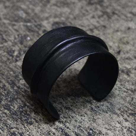 DIVISION BANGLE
