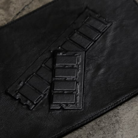 LEAD IN LEATHER TRAY / MEMORY