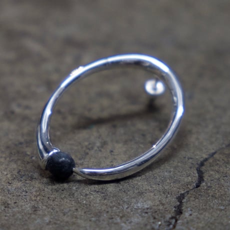 LEATHER JEWEL OVAL EARRING