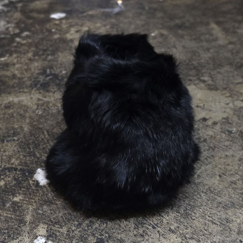 T.A.S×黒夢 Fur Snood RABBIT FUR SNOOD | T.A.S JAPAN OFFICIAL ONLINE