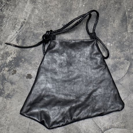 GEOMETRIC SHOULDER BAG