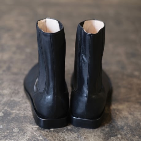 SQUARE TOE SIDE GORE  BOOTS