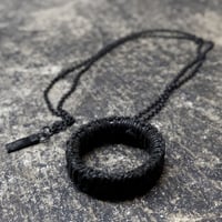 BRAIDING RING NECKLACE