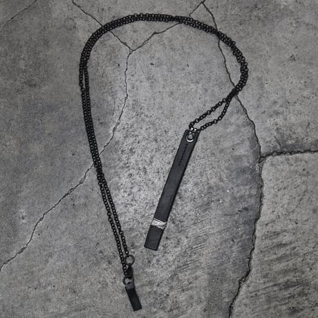 EMBED SILVER NECKLACE