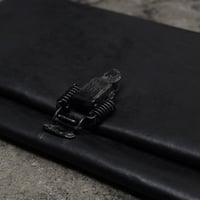CLIP CLUTCH BAG