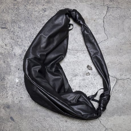 SHOULDER BAG / BIG  TRIANGLE