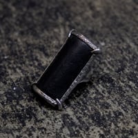 LEATHER PICTURE RING [ T.A.S X DEW ]